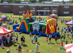 IMG 7528 1770179896 48 Ft Fun Fair Obstacle Course